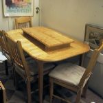 207 3058 DINING ROOM SET